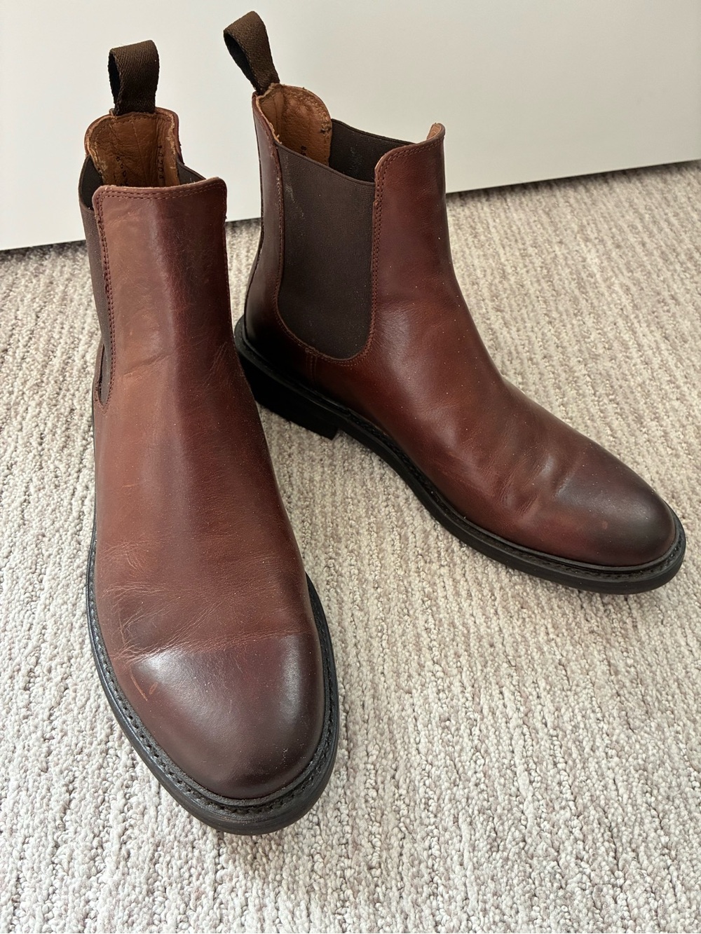 Men's Frye Chelsea Boots - Size 8.5